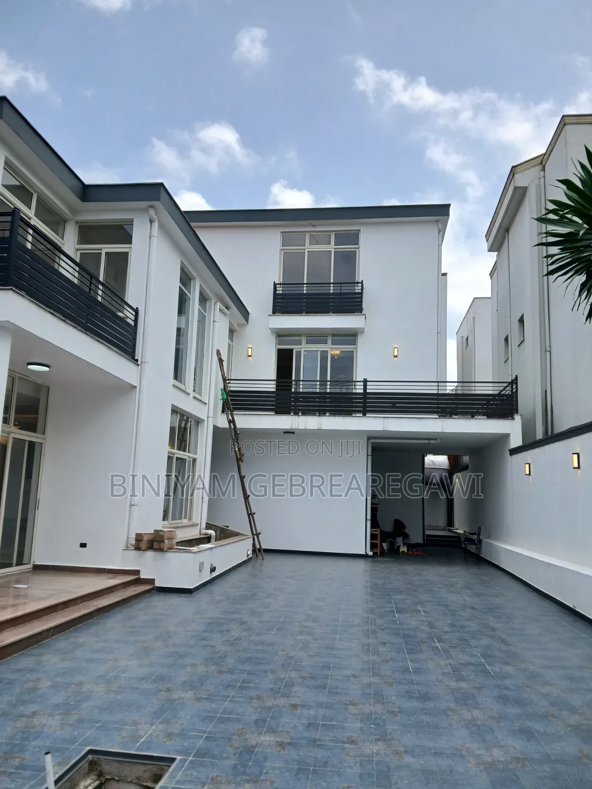 9bdrm House in G+2, Yeka for rent