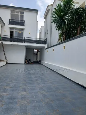 9bdrm House in G+2, Yeka for rent