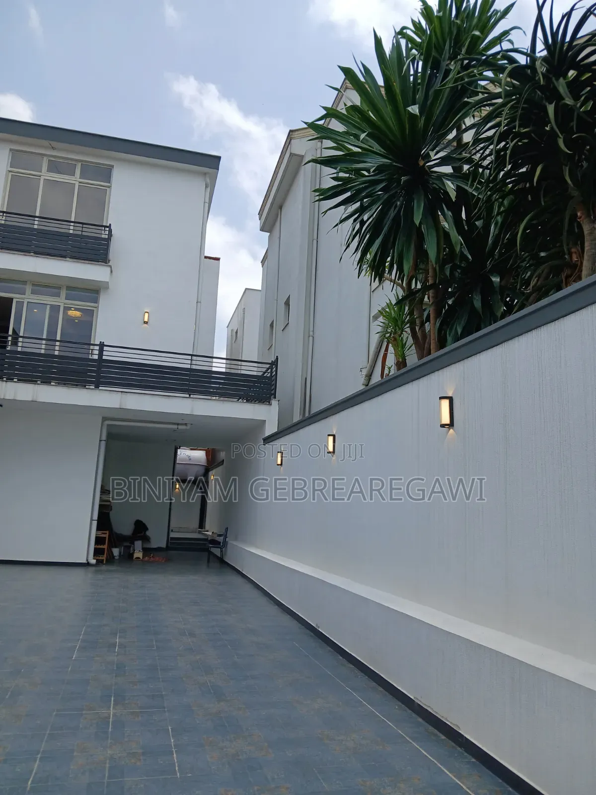9bdrm House in G+2, Yeka for rent