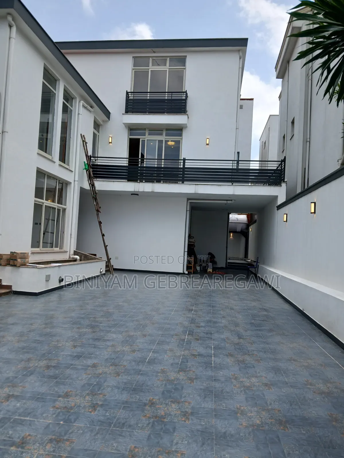 9bdrm House in G+2, Yeka for rent