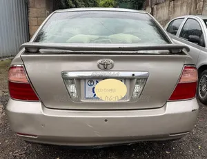 Toyota Corolla 2005 Gold
