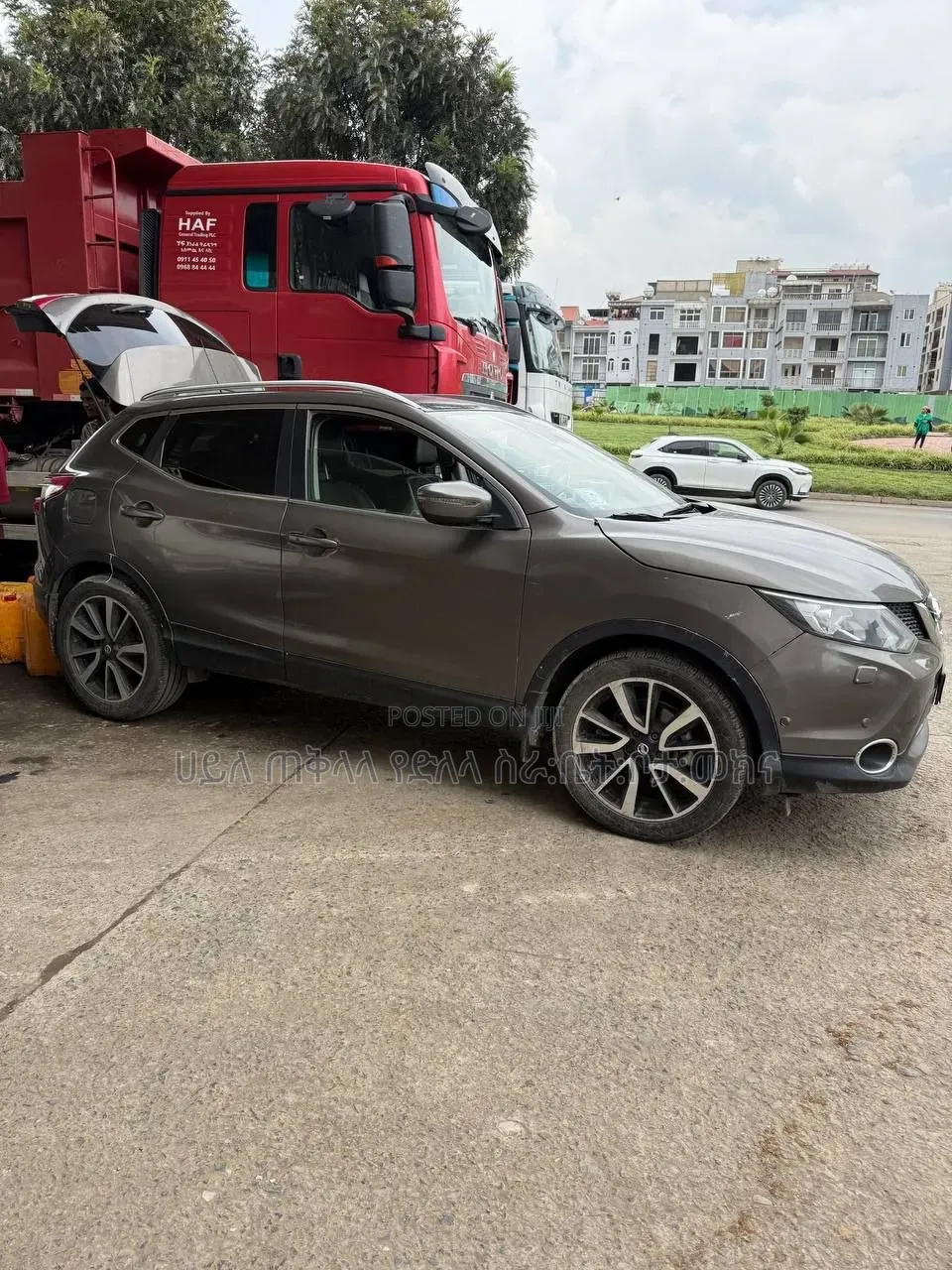 Nissan Qashqai 2016 Pink