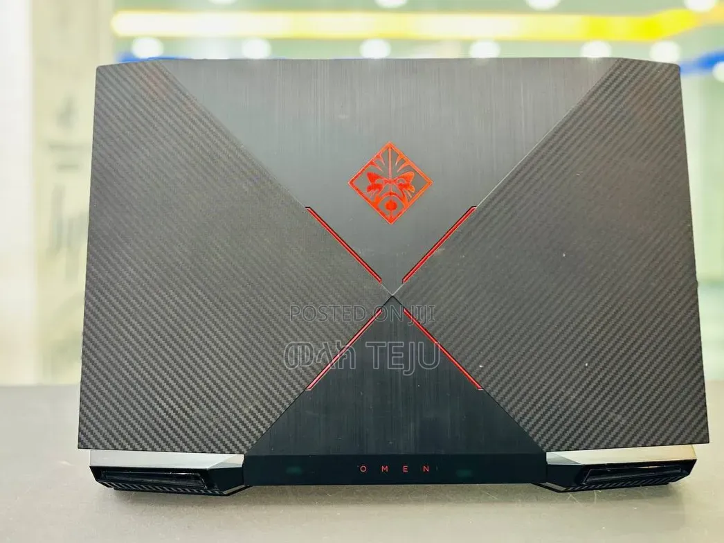 New Laptop HP Omen 15 16GB Intel Core i5 SSD 256GB