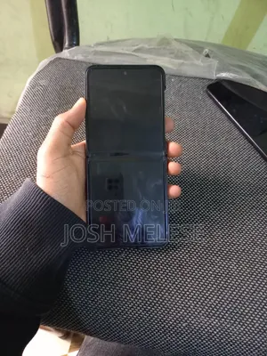 New Samsung Galaxy Z Flip 5 256 GB Black