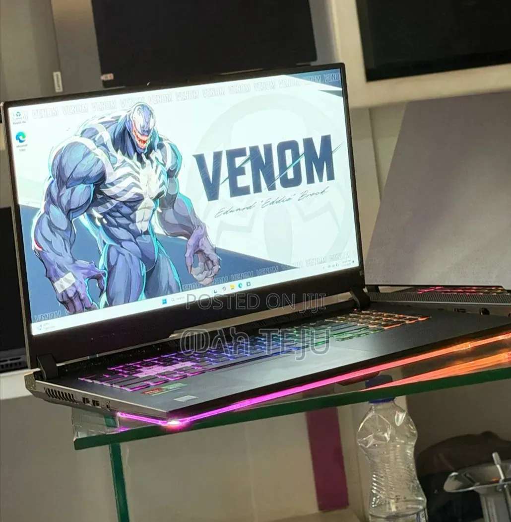 New Laptop Asus ROG Strix G15 16GB AMD Ryzen 9 SSD 1T