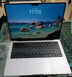 New Laptop Apple 16GB Apple M5 SSD 512GB