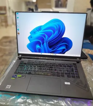 New Laptop Asus ROG Strix G15 32GB Intel Core i9 SSD 1T