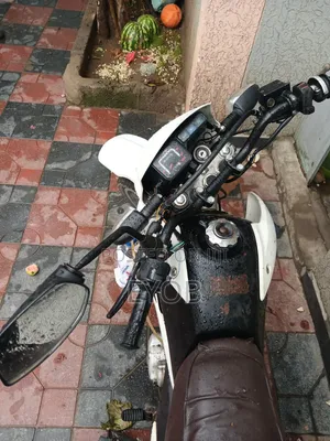 Honda XL 125 2015 White