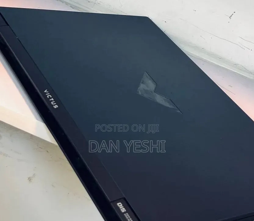 New Laptop HP Victus 15 16GB Intel Core i5 SSD 512GB