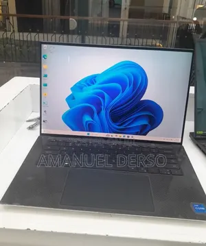 New Laptop Dell XPS 15 16GB Intel Core i7 SSD 512GB