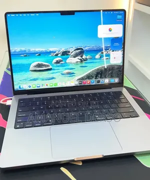 New Laptop Apple MacBook Pro 2023 M3 8GB Apple M3 Pro SSD 512GB