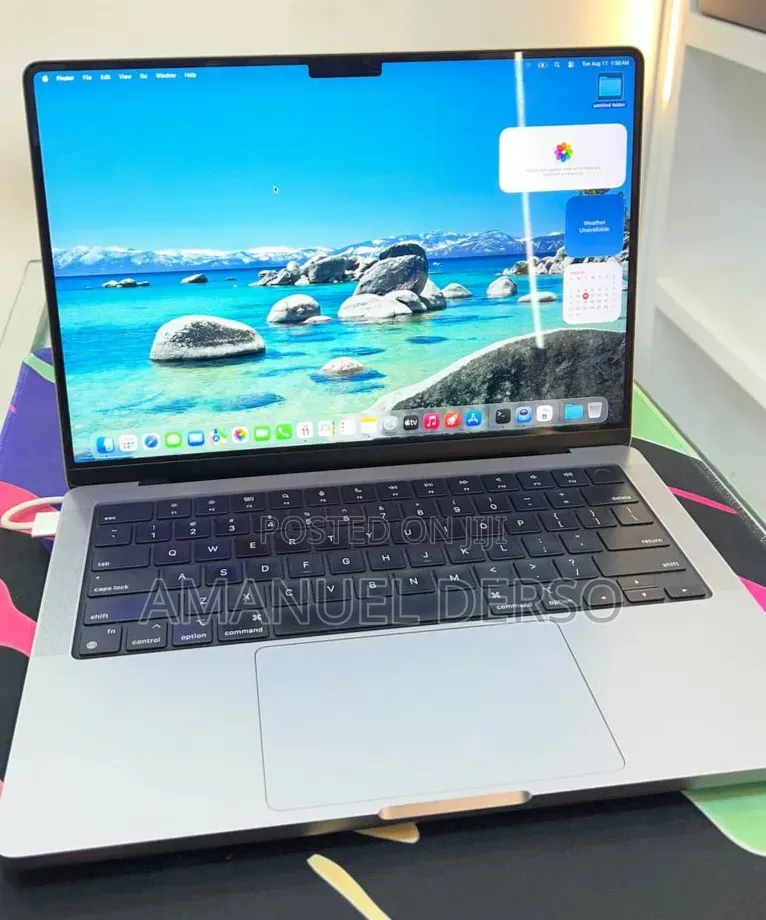 New Laptop Apple MacBook Pro 2023 M3 8GB Apple M3 Pro SSD 512GB