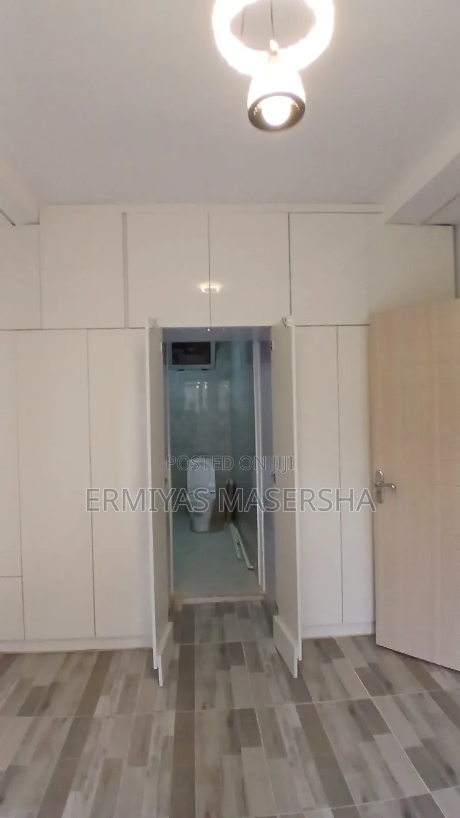 Furnished 3bdrm Apartment in Yeka for sale