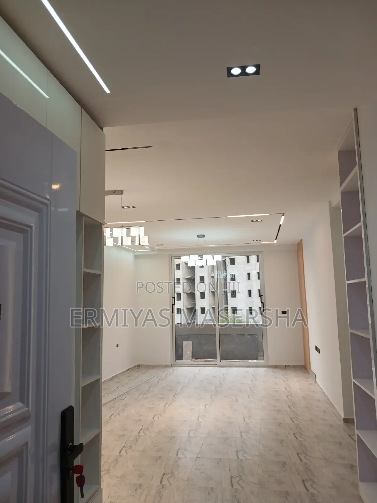 Furnished 3bdrm Apartment in Yeka for sale