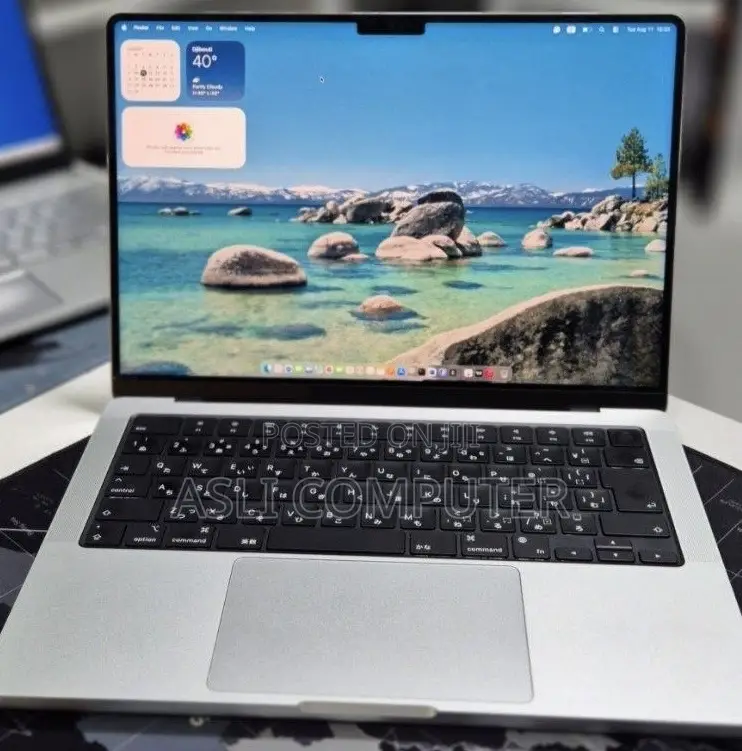 New Laptop Apple MacBook Pro 2024 M4 16GB Apple M4 Pro SSD 512GB