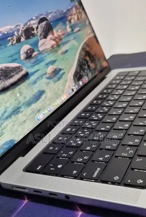 New Laptop Apple MacBook Pro 2024 M4 16GB Apple M4 Pro SSD 512GB