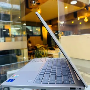New Laptop HP Stream Notebook 16GB Intel Core i7 SSD 512GB