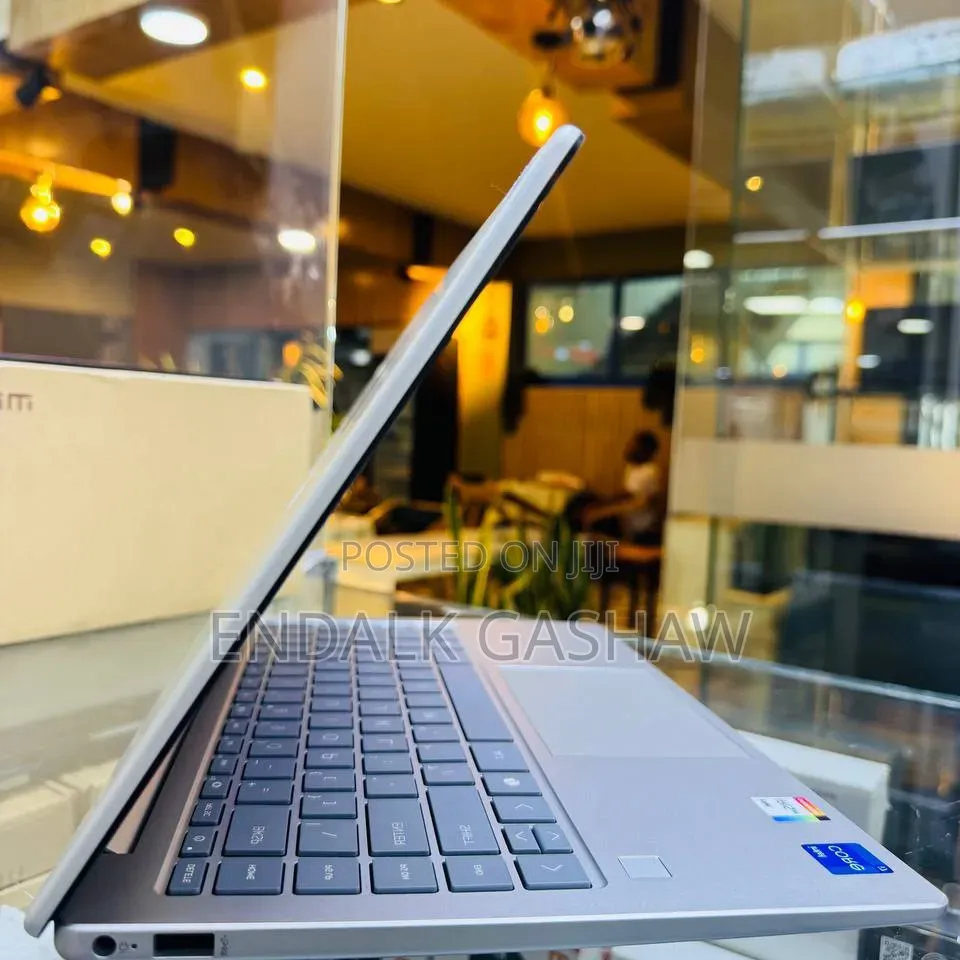 New Laptop HP Stream Notebook 16GB Intel Core i7 SSD 1T