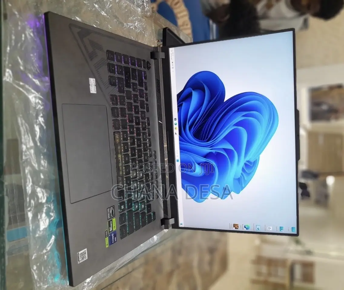 New Laptop Asus 16GB Intel Core i9 SSD 1T