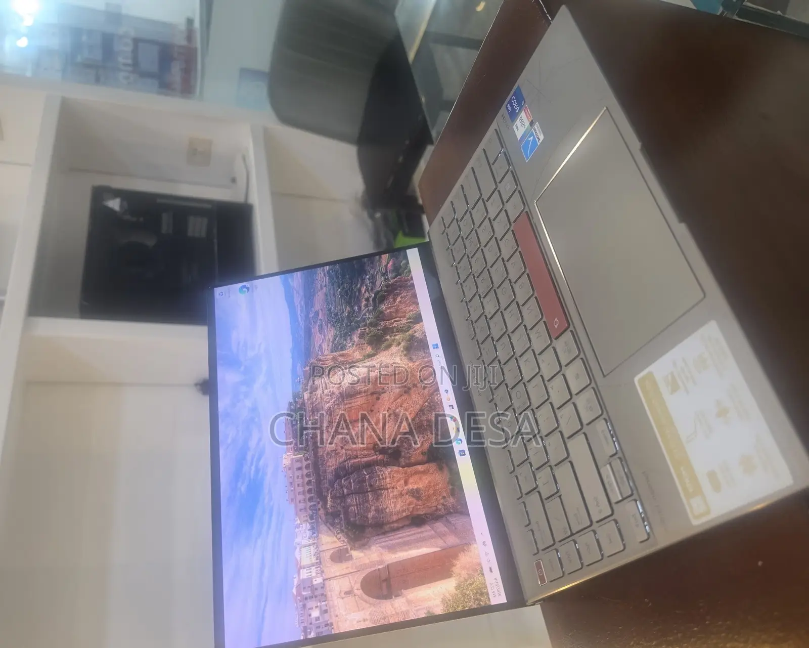 New Laptop Asus Zenbook 14X OLED 16GB Intel Core i7 SSD 512GB