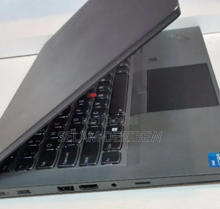 New Laptop Lenovo ThinkPad T14 16GB Intel Core i5 SSD 512GB