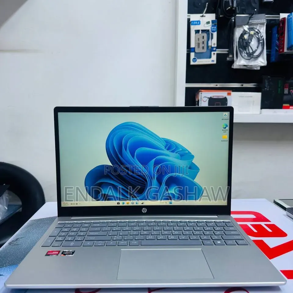 New Laptop HP Stream Notebook 8GB AMD Ryzen 5 SSD 512GB