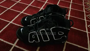 Nike Air Black Additon