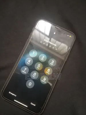New Apple iPhone 11 64 GB Black