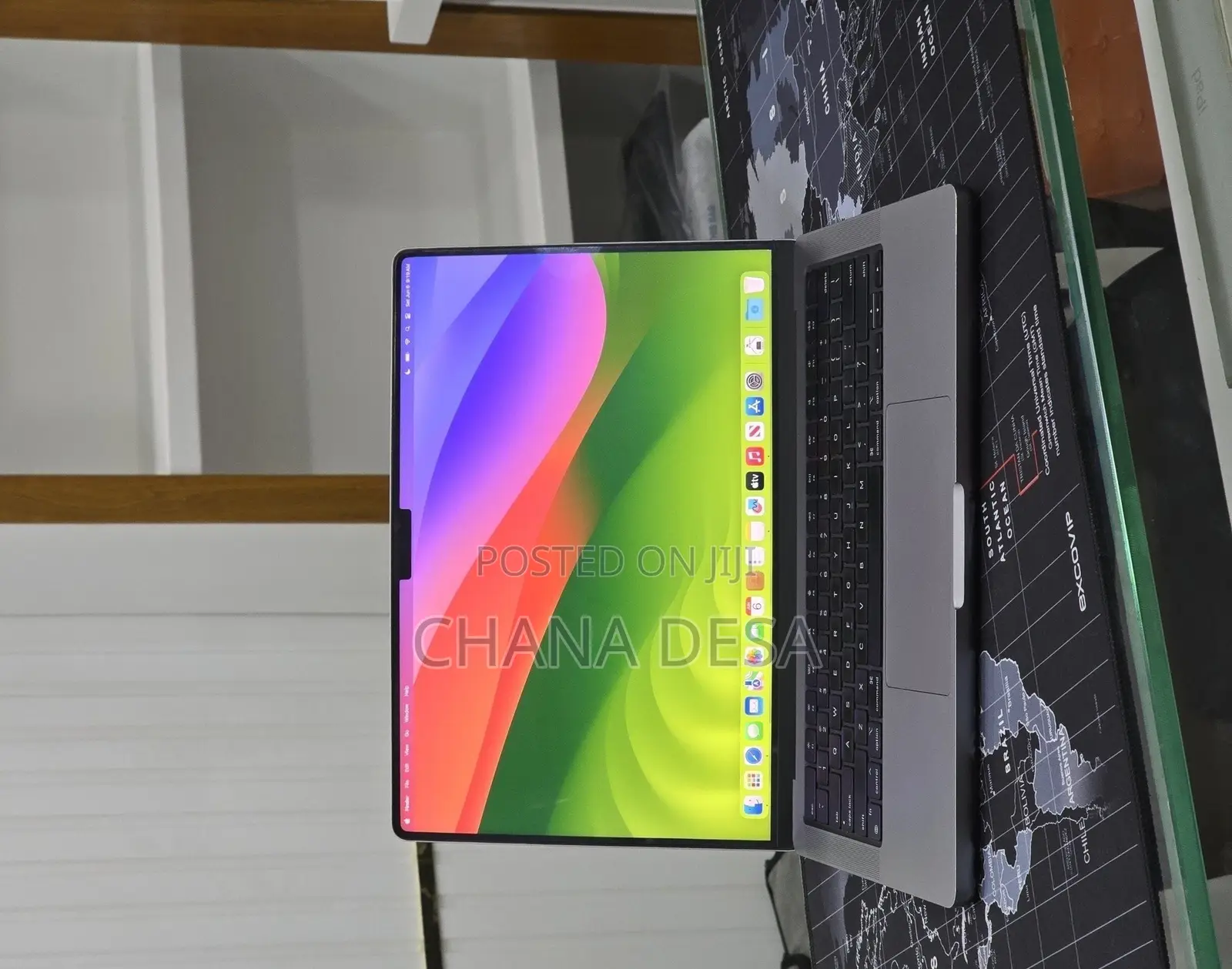 New Laptop Apple MacBook Pro 2023 M3 8GB Apple M3 Pro SSD 512GB