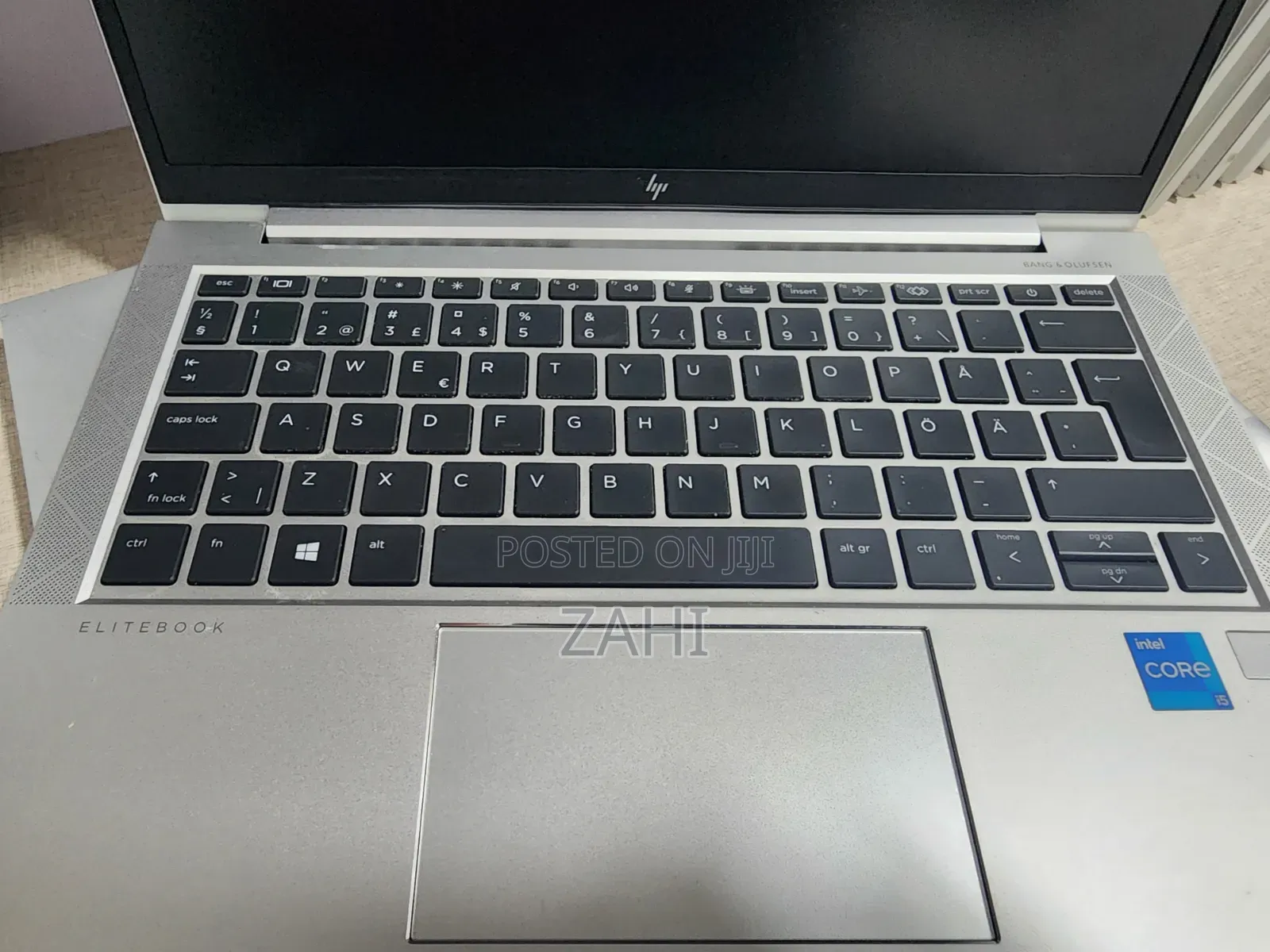 New Laptop HP EliteBook 830 G8 8GB Intel Core i5 SSD 512GB