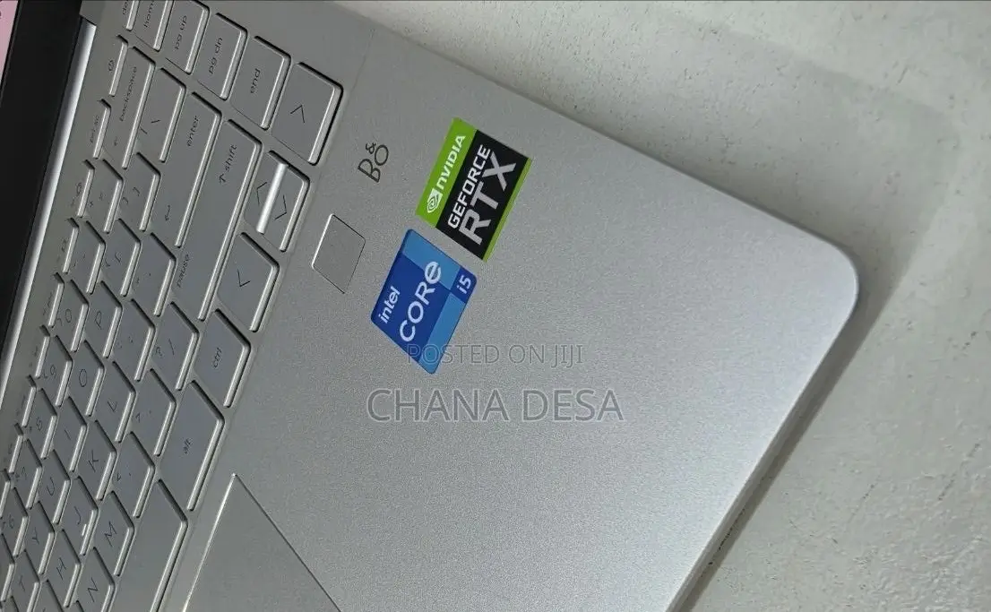 New Laptop HP 16GB Intel Core i5 SSD 512GB