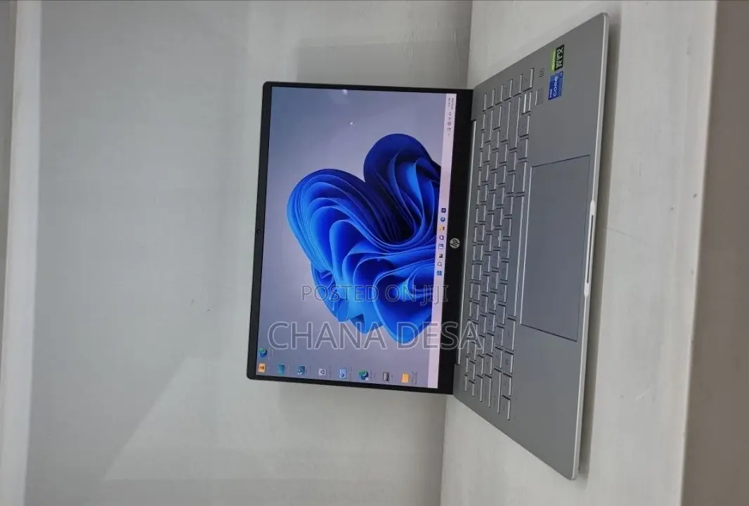 New Laptop HP 16GB Intel Core i5 SSD 512GB