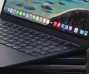 New Laptop Apple MacBook Air 2025 M4 16GB Apple M4 SSD 256GB