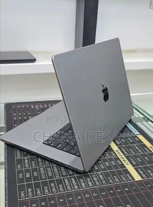 New Laptop Apple MacBook Pro 2021 M1 Max 32GB Apple M1 Max SSD 1T