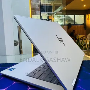 New Laptop HP OmniBook X Flip 14" 16GB Intel Core Ultra 7 SSD 1T