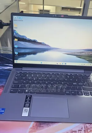 New Laptop Lenovo Ideapad 3 16GB Intel Core i5 SSD 512GB