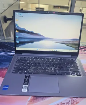 New Laptop Lenovo Ideapad 3 16GB Intel Core i5 SSD 512GB