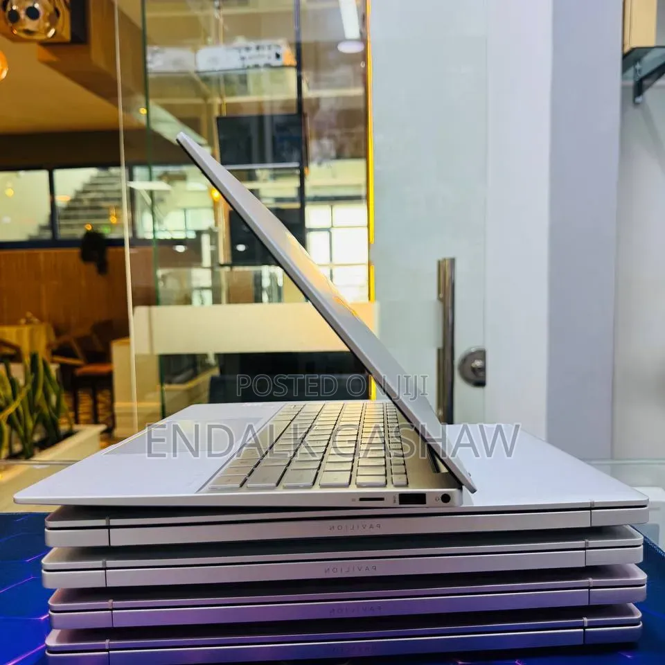 New Laptop HP Pavilion 14 16GB Intel Core i5 SSD 1T