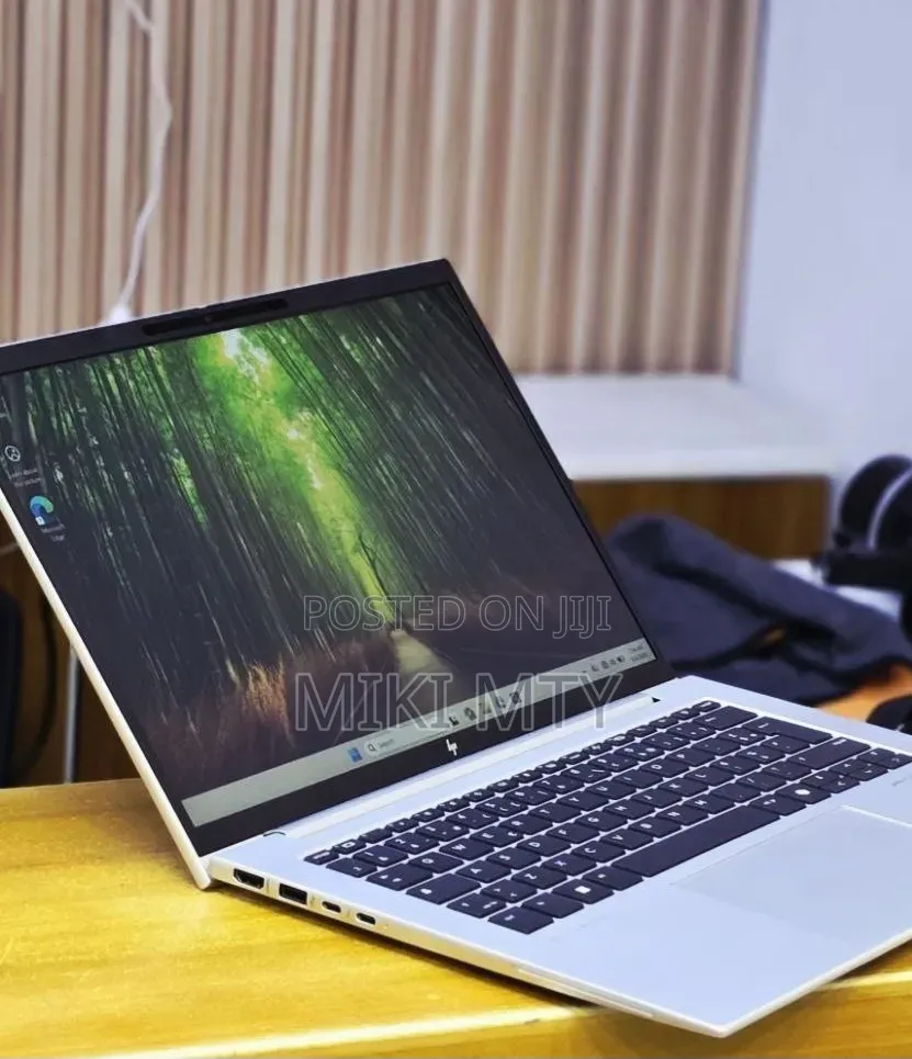 New Laptop HP EliteBook 840 G11 16GB Intel Core Ultra 7 SSD 512GB
