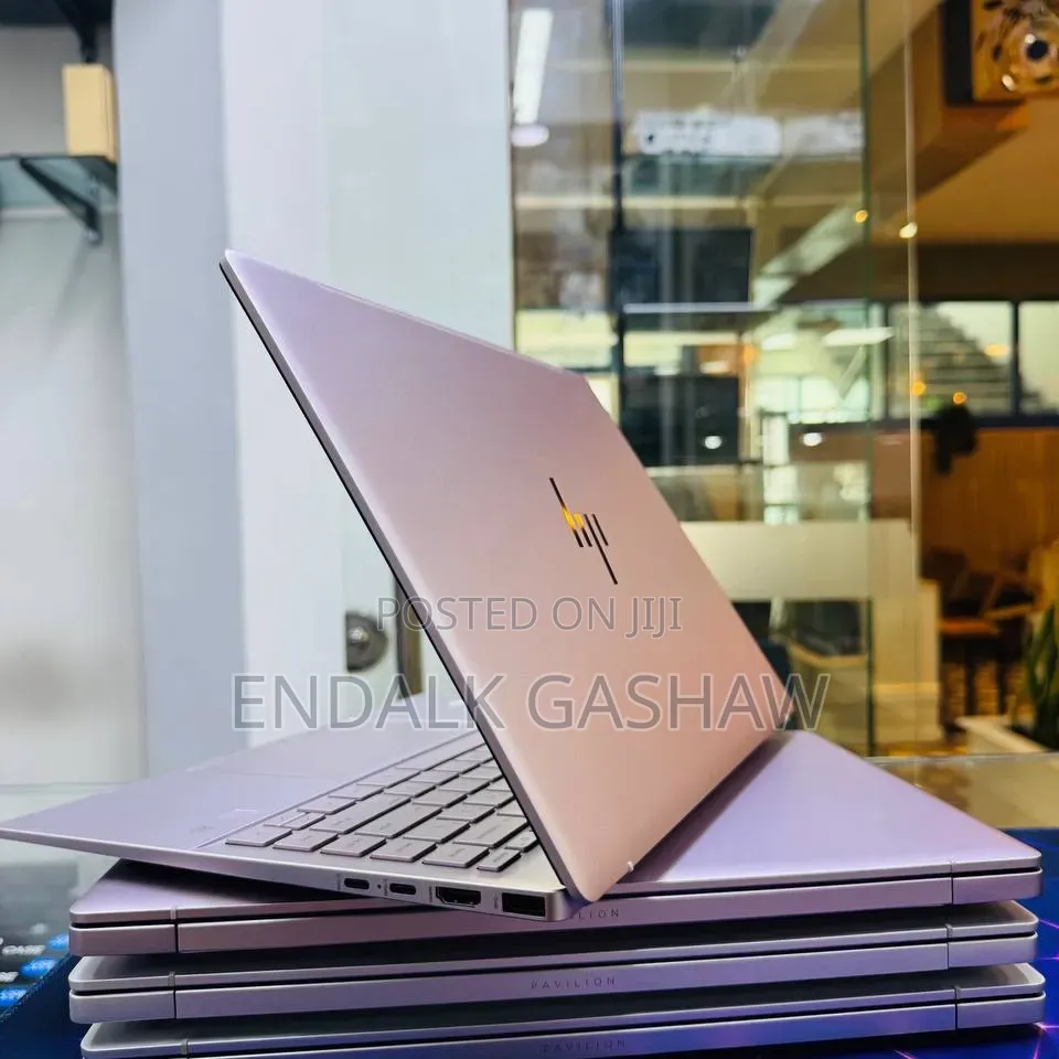 New Laptop HP Pavilion 14 16GB Intel Core i7 SSD 1T