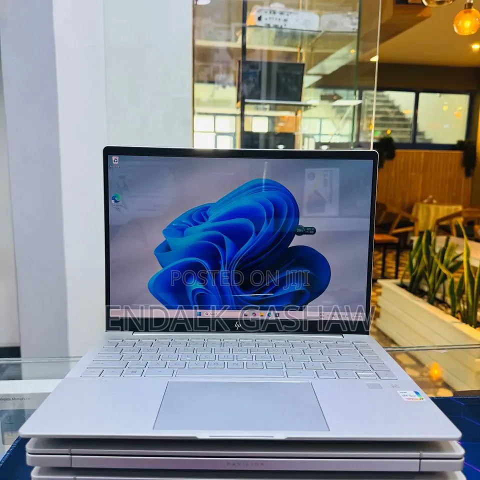 New Laptop HP Pavilion 14 16GB Intel Core i7 SSD 1T