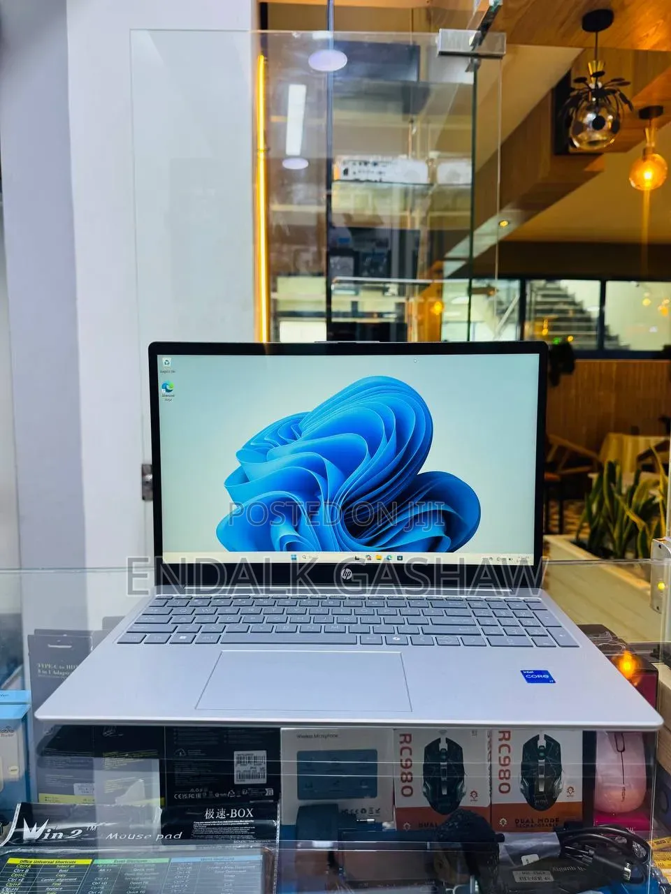 New Laptop HP Stream Notebook 16GB Intel Core i7 SSD 1T