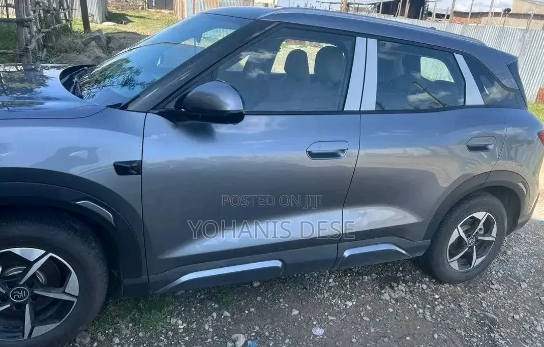 BYD Yuan Up 2025 Gray