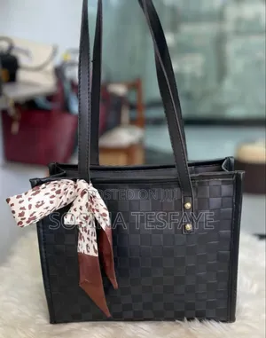 Ladies Hand Bag