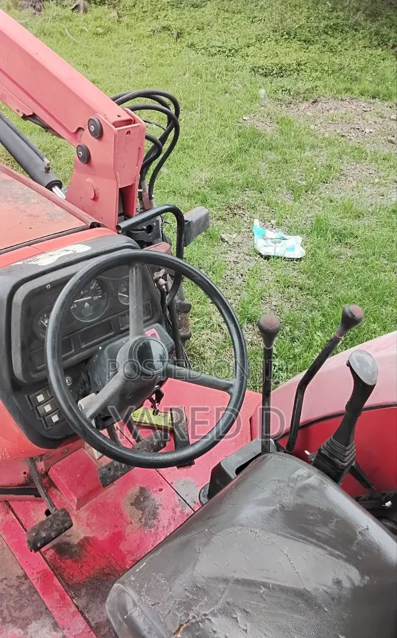 Massey Ferguson 5355