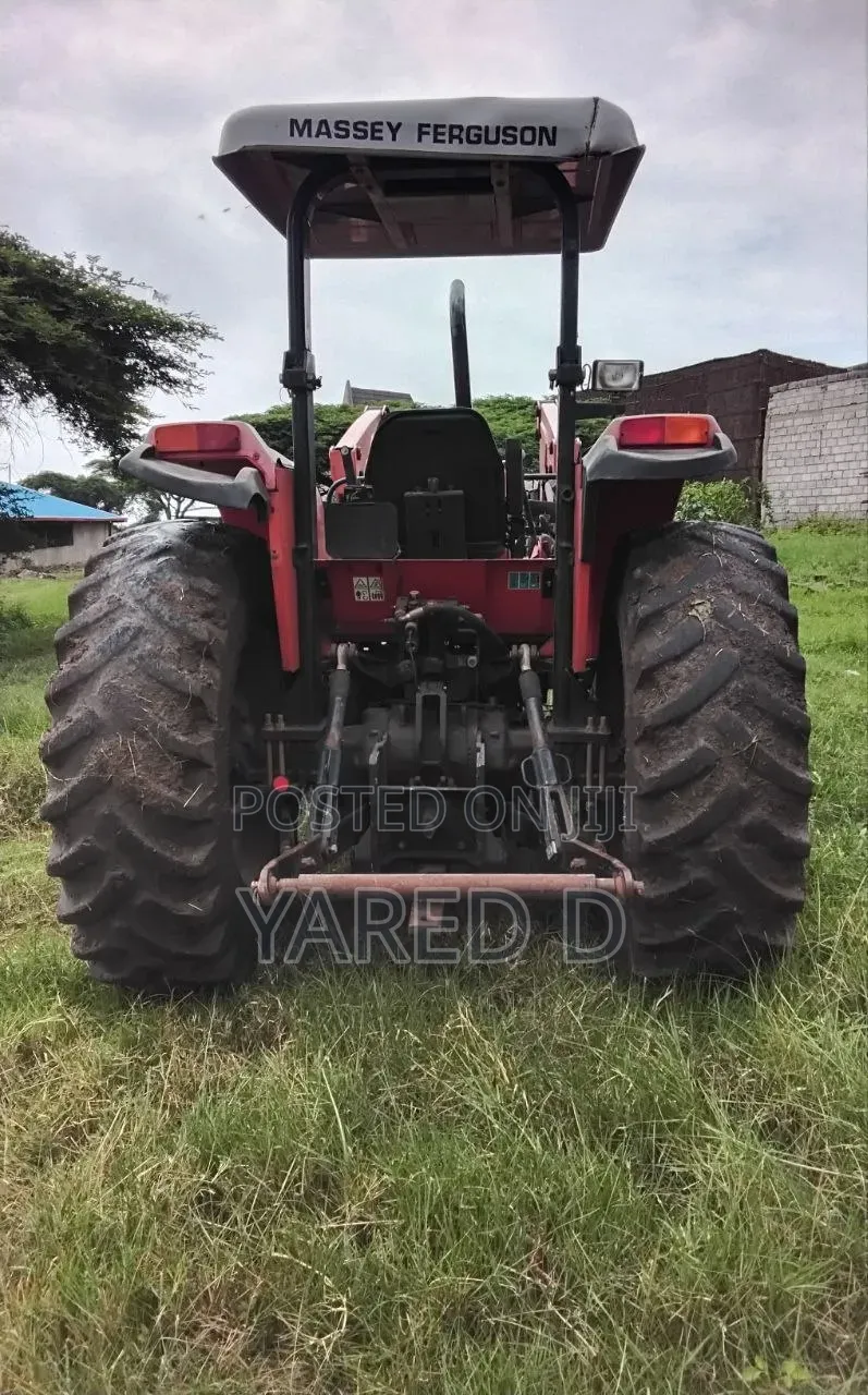 Massey Ferguson 5355