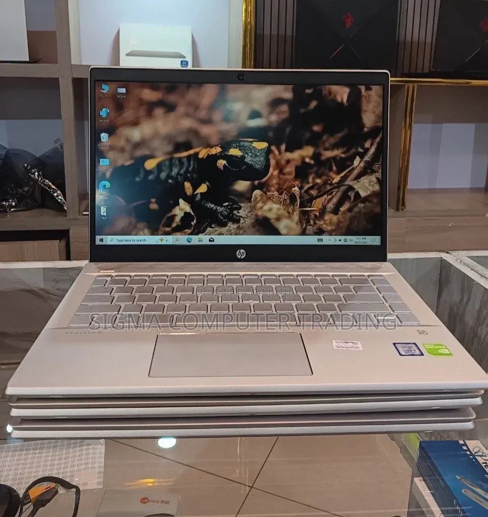 New Laptop HP Pavilion 14 8GB Intel Core i5 SSD 512GB