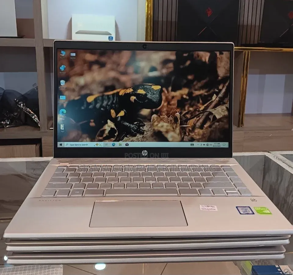 New Laptop HP Pavilion 14 8GB Intel Core i5 SSD 512GB
