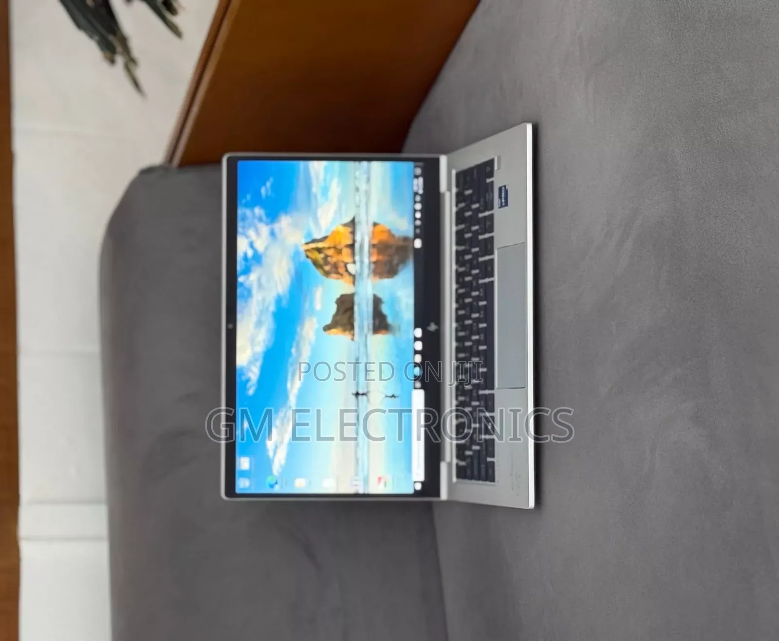 Laptop HP EliteBook 640 G10 16GB Intel Core i7 SSD 512GB