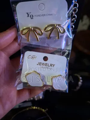 Jewelleryy